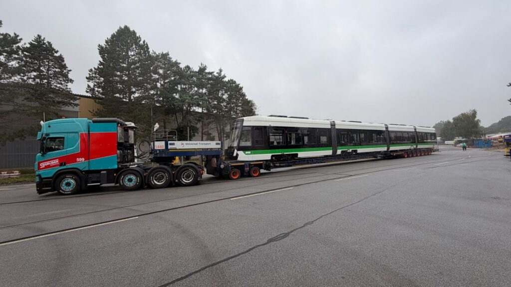 Alstom Bautzen livrează vehiculele 1416 și 1417 pentru Magdeburg; contractul include 14 tramvaie noi, în valoare de peste 40 milioane €