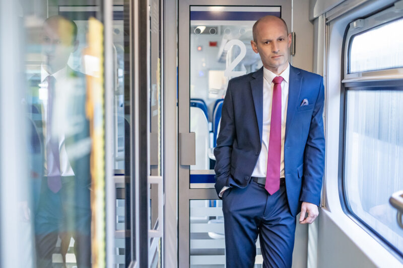 Piotr Wasilewski devine președintele FPS H. Cegielski; compania accelerează producția pentru PKP Intercity și marchează 105 ani de activitate