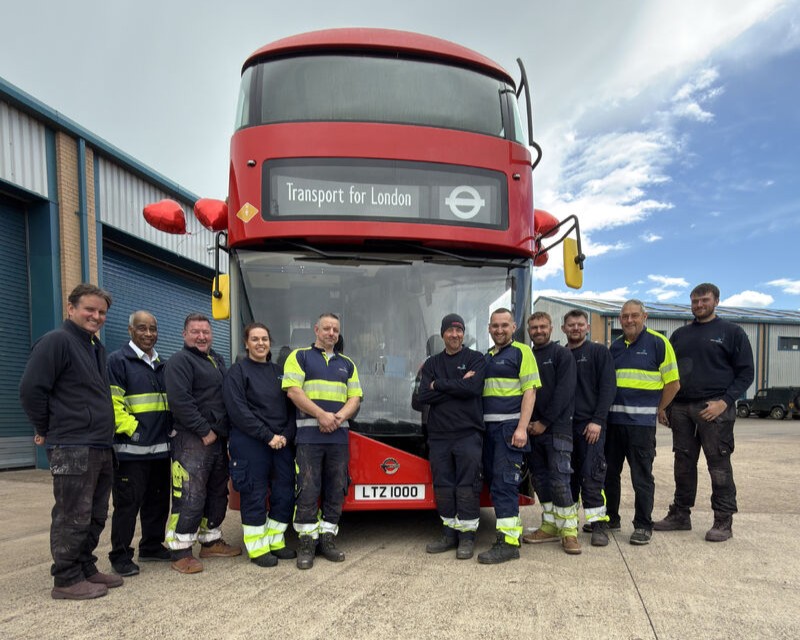 Wrightbus finalizează refurbish-ul autobuzului LT1000, ultimul New Routemaster produs, revenit în operare la Twickenham