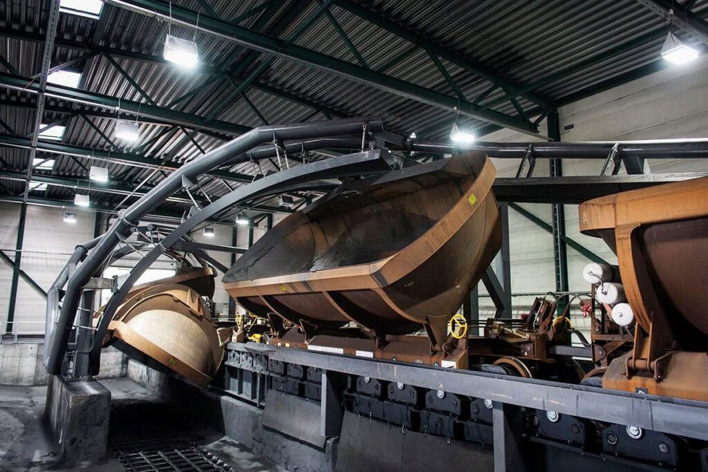 Kiruna Wagon livrează un nou vagon specializat pentru transporturi record‑grele, cu sarcină utilă de 490 tone