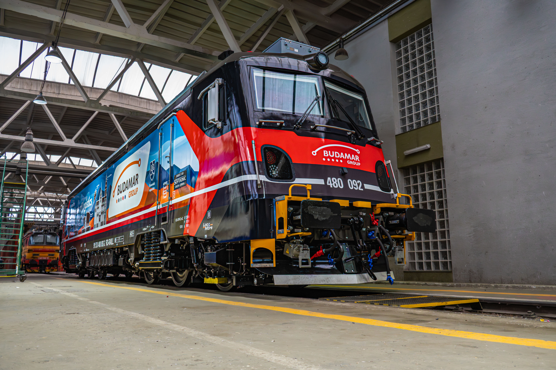 RS Lease extinde flota cu locomotivele Transmontana de la Softronic pentru a oferi soluții flexibile operatorilor europeni. A doua locomotivă sosește în august