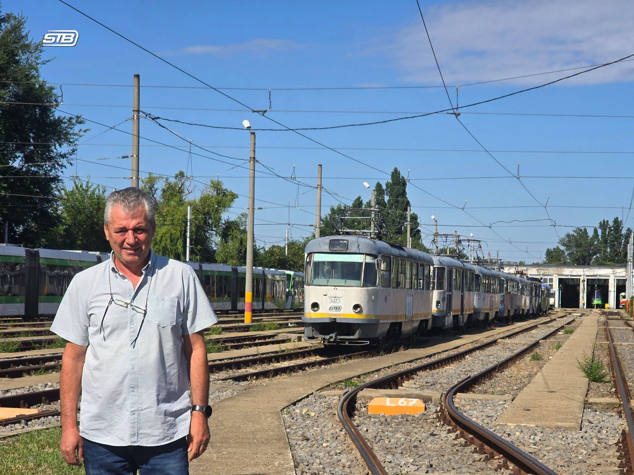 STB se desparte de tramvaiele Tatra T4R: ultimul „la revedere” spus de inginerul Marian Tatu la Depoul Militari. 6 tramvaie rămân în muzeul și circuitul festiv al STB SA