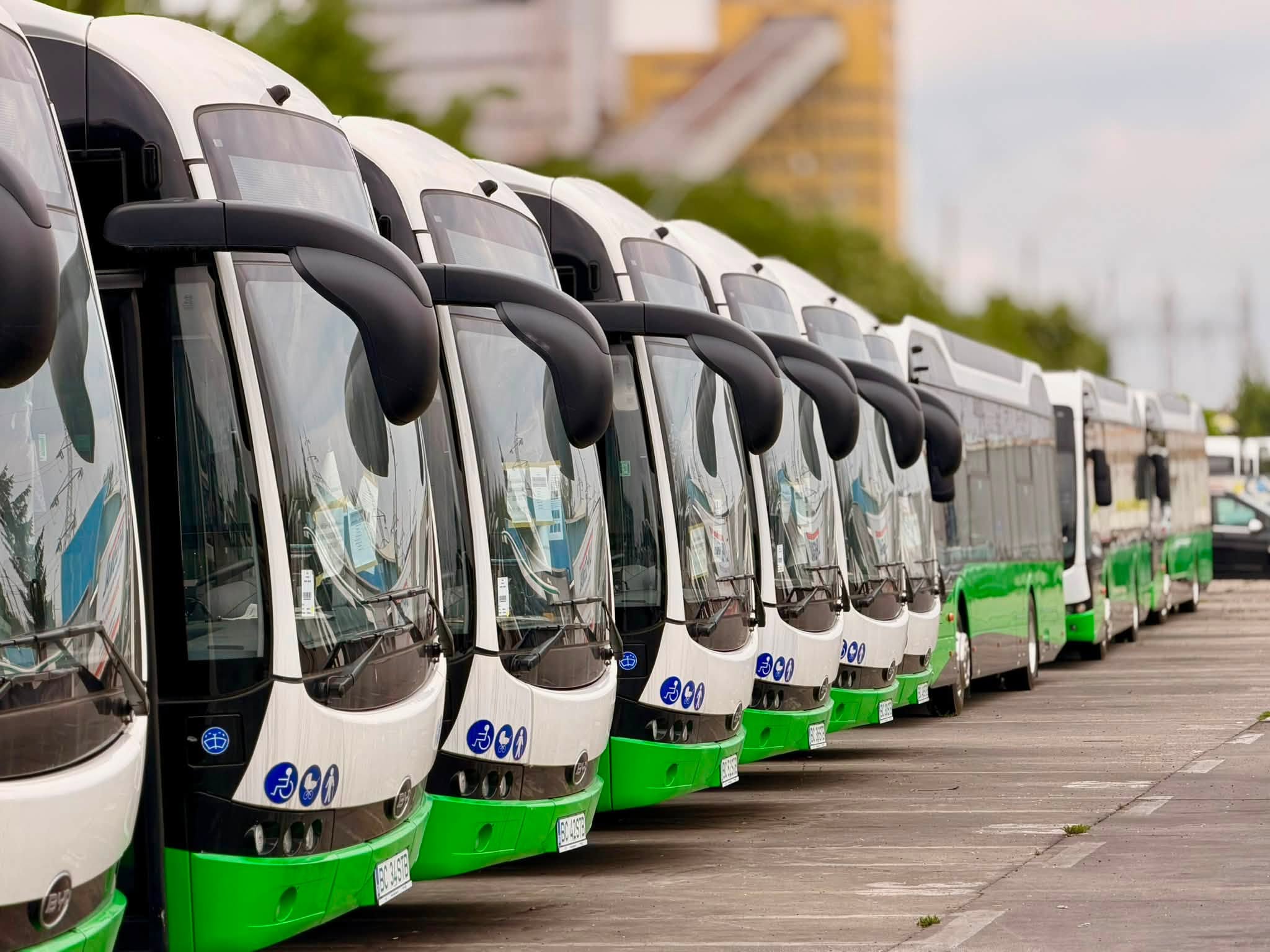 Bacăul instalează 29 de stații de încărcare pentru autobuzele electrice, finanțate prin PNRR