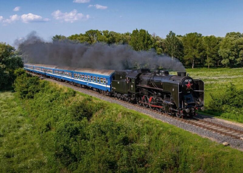MÁV repornește serviciul de călători pe linia Komló–Dombóvár pe 1 august, cu evenimente speciale și tren istoric Zobák Expressz