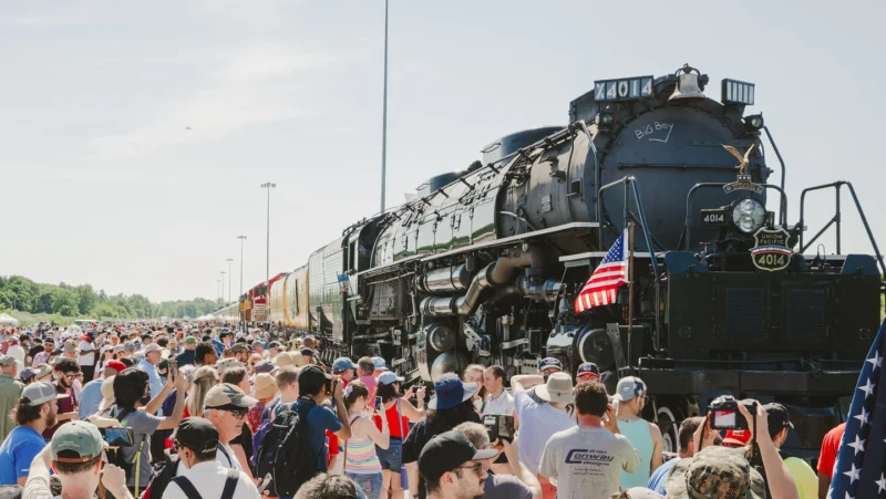 Big Boy 4014 ajunge la Philadelphia pentru aniversarea a 250 de ani ai Statelor Unite, în primul său turneu coast‑to‑coast din istorie