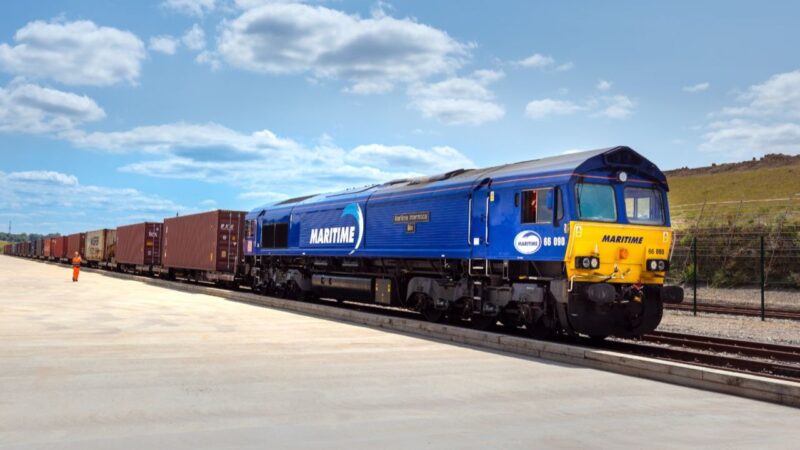 Noua rută feroviară Felixstowe–Northampton Gateway a devenit operațională, consolidând lanțul logistic intermodal din Marea Britanie