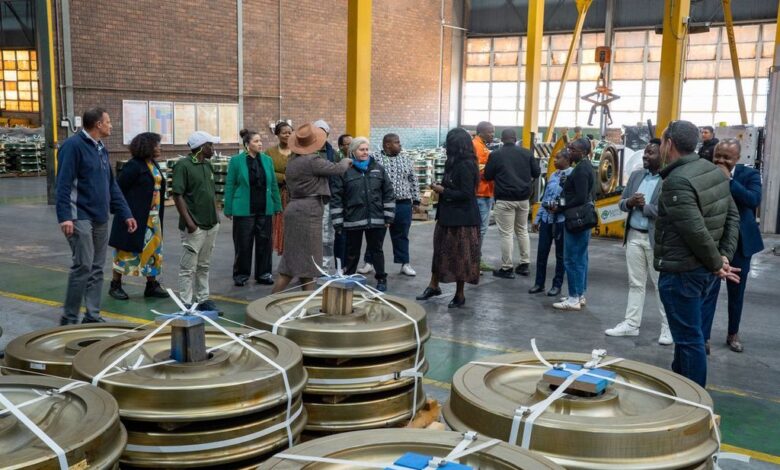 Lucchini South Africa găzduiește delegația SARA pentru discuții privind localizarea și inovația în industria feroviară