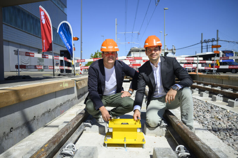 BLT începe automatizarea rețelei de tramvai din Basel: primul tag RFID instalat pe linia 11 pentru viitorul sistem CBTC
