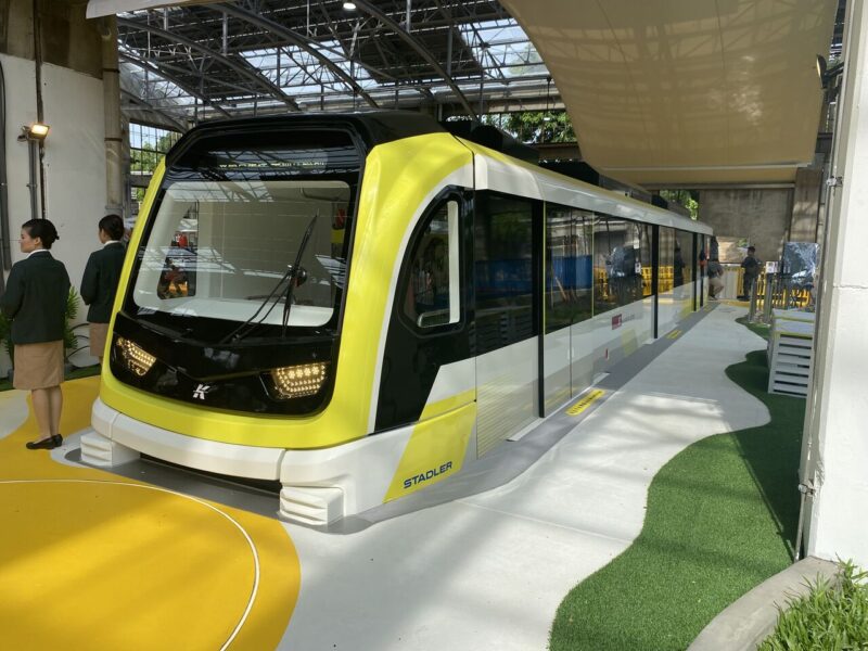 Stadler prezintă primul metrou pentru Asia: un mock‑up 1:1 din lemn atrage publicul în Kaohsiung