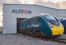 Knorr‑Bremse Rail UK finalizează etapa de mobilizare în programul de revizie pentru flota Class 390 Pendolino: 425 sisteme sanitare recondiționate și ritm operațional stabilizat la 15–18 unități pe săptămână