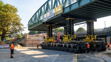 Hamburg instalează noul pod U1 pe Alsterdorfer Straße: 270 de tone, 45 de metri și o operațiune spectaculoasă în cadrul proiectului Ohlsdorf 2026