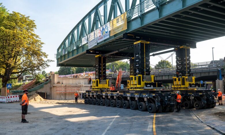 Hamburg instalează noul pod U1 pe Alsterdorfer Straße: 270 de tone, 45 de metri și o operațiune spectaculoasă în cadrul proiectului Ohlsdorf 2026