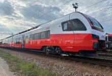 VUZ Velim testează 32 de vehicule feroviare într-o săptămână-record: de la locomotive electrice și pe hidrogen la utilaje de cale și pluguri feroviare