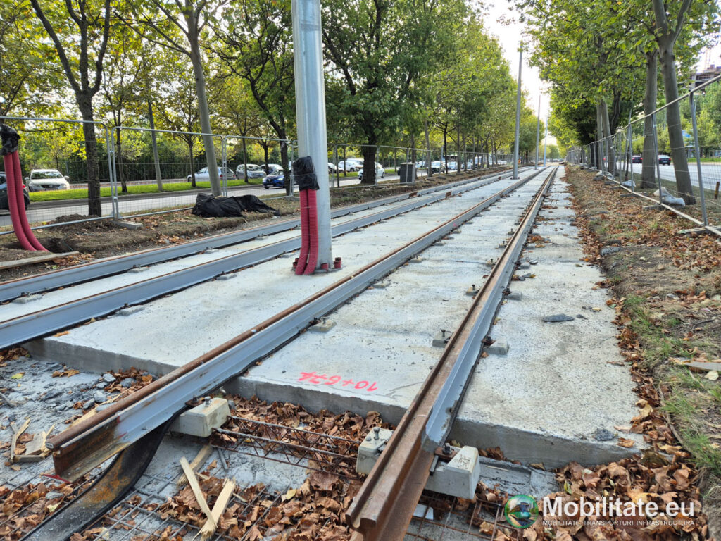 Lot 1 modernizare linii tramvai - Au fost betonate primele șine în Titan. Terenul finalizat de la Complex Titan la Liviu Rebreanu