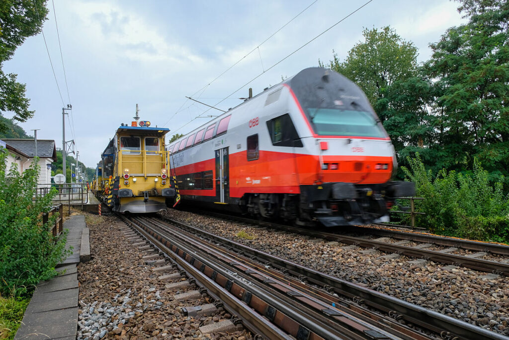 Modernizarea Franz‑Josefs‑Bahn avansează: lucrările se încheie la începutul școlii, iar serviciile de înlocuire se extind din 17 august