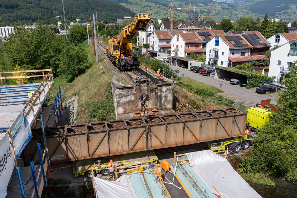 Modernizarea liniei internaționale Feldkirch–Buchs ajunge la jumătatea lucrărilor: Austria, Liechtenstein și Elveția avansează sincron în cel mai mare proiect feroviar regional