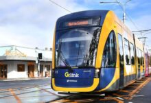 Australia: Etapa 3 a rețelei Gold Coast Light Rail intră în exploatare comercială, extinzând linia cu 6,7 km și opt noi stații. Alstom livrează sistemele digitale și tramvaiele Flexity 2 pentru noua secțiune