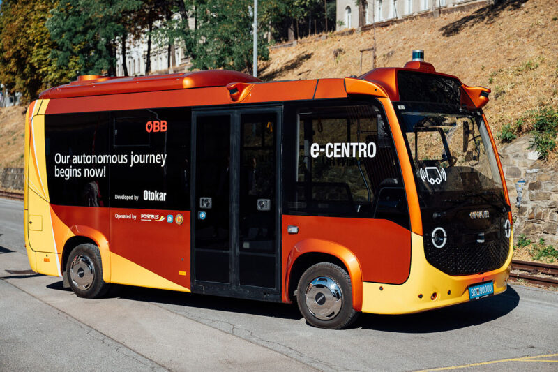 ÖBB Postbus testează în Austria primul autobuz electric Otokar complet automatizat Nivel 4 pentru transport public