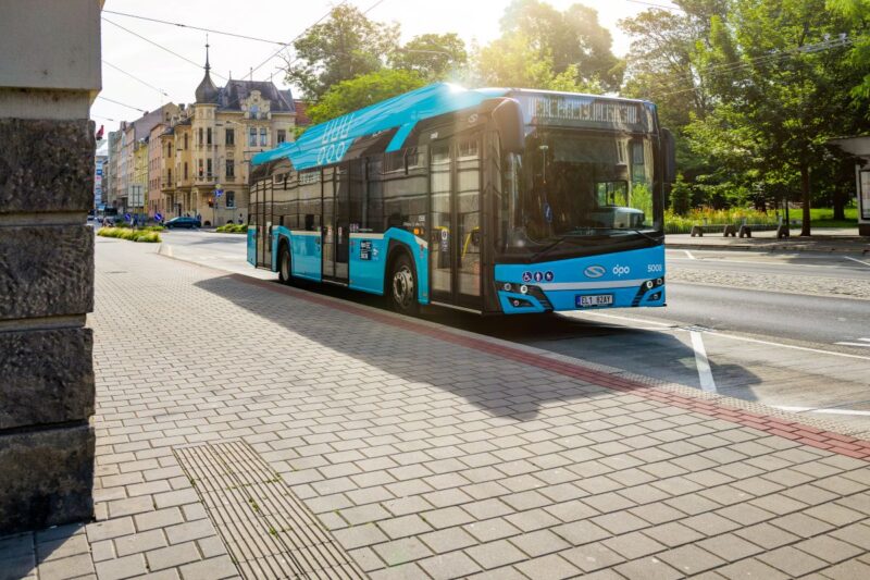 Solaris câștigă unul dintre cele mai mari contracte de autobuze electrice din Cehia: până la 70 Urbino 12 electric pentru Ostrava